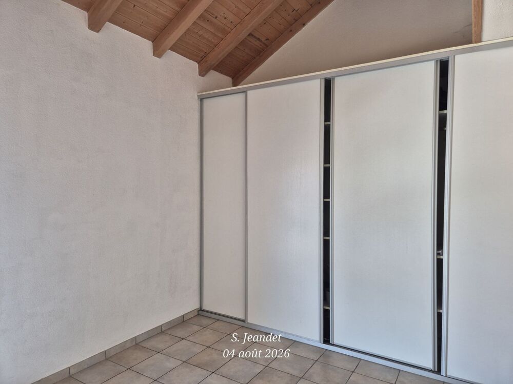 Location Appartement 3 Pièces triplex, parking et cave Valleiry
