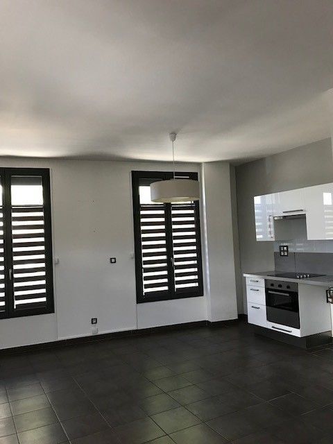  Appartement � louer 2 pi�ces 59 m�