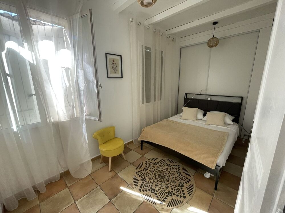 2 Pièces avec terrasse Intra muros