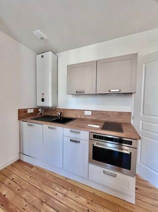  Appartement à louer 3 pièces 62 m²