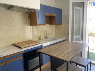  Appartement à louer 3 pièces 82 m²