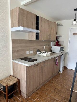  Appartement à louer 1 pièce 25 m²