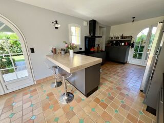  Maison � vendre 10 pi�ces 216 m�