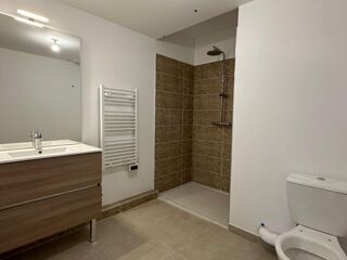  Appartement à louer 2 pièces 43 m²