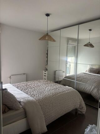  Appartement à louer 2 pièces 45 m²