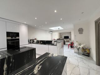 Vente Maison Maison type4/terrasse/piscine +type2 Marseille 13