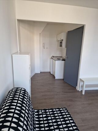  Appartement à louer 1 pièce 21 m²