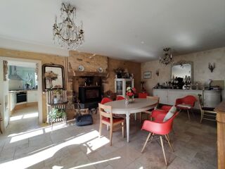 Maison 9 pièces 238 m² · à Sougé-le-Ganelon · 238 m² · 312 000 €