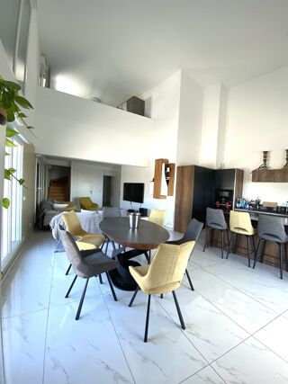  Appartement � louer 4 pi�ces 106 m�