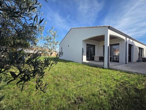   Maison Maison - 4 pi�ce(s) - 145 m�