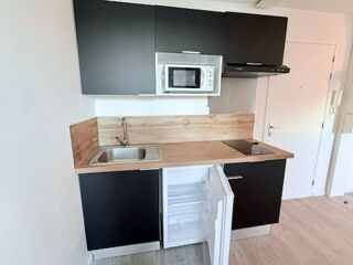  Appartement à louer 2 pièces 37 m²