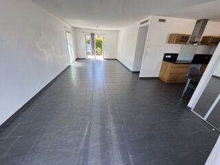  Maison à louer 4 pièces 104 m²