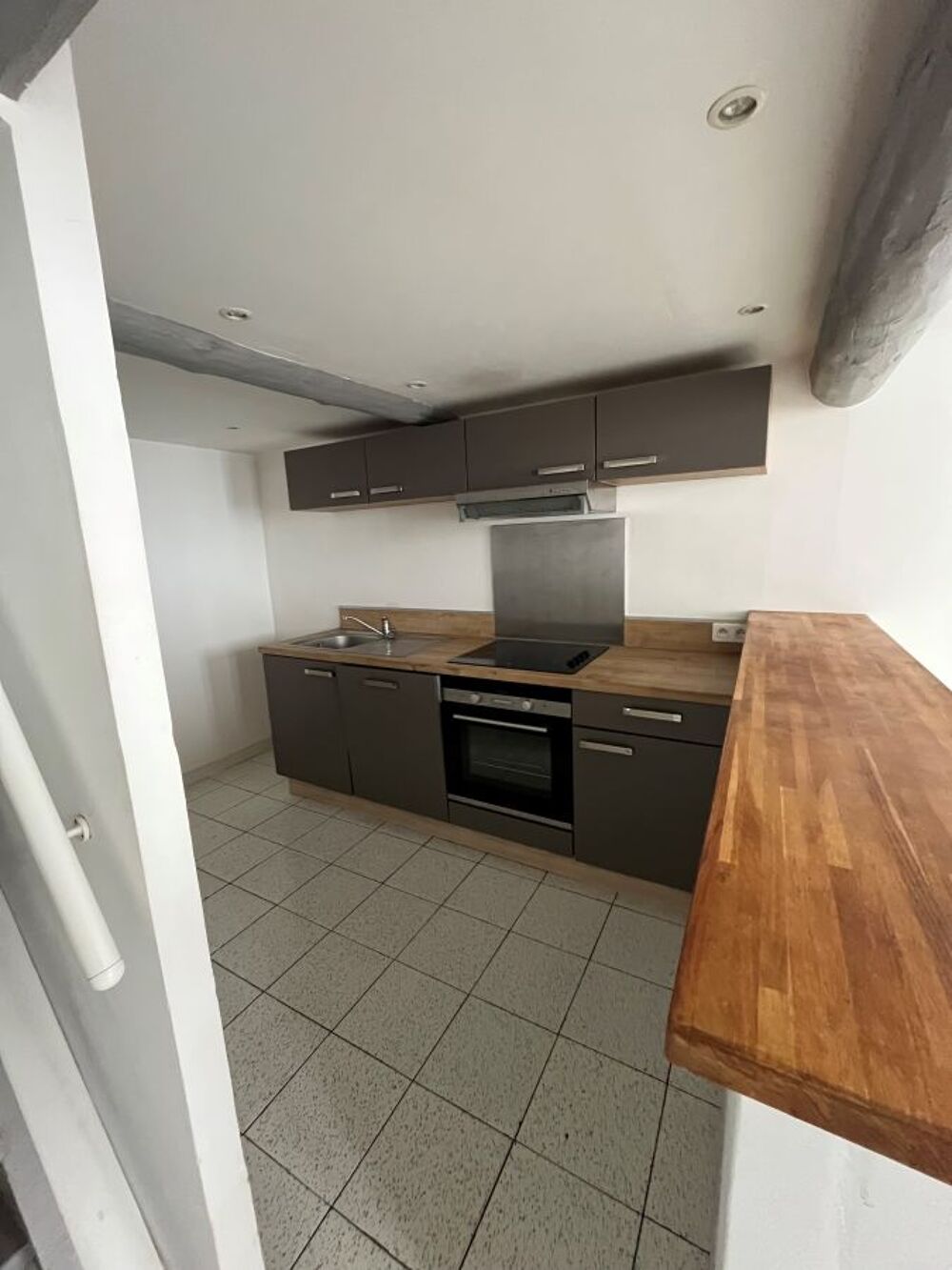 Location Appartement 3 Pièces Nimes