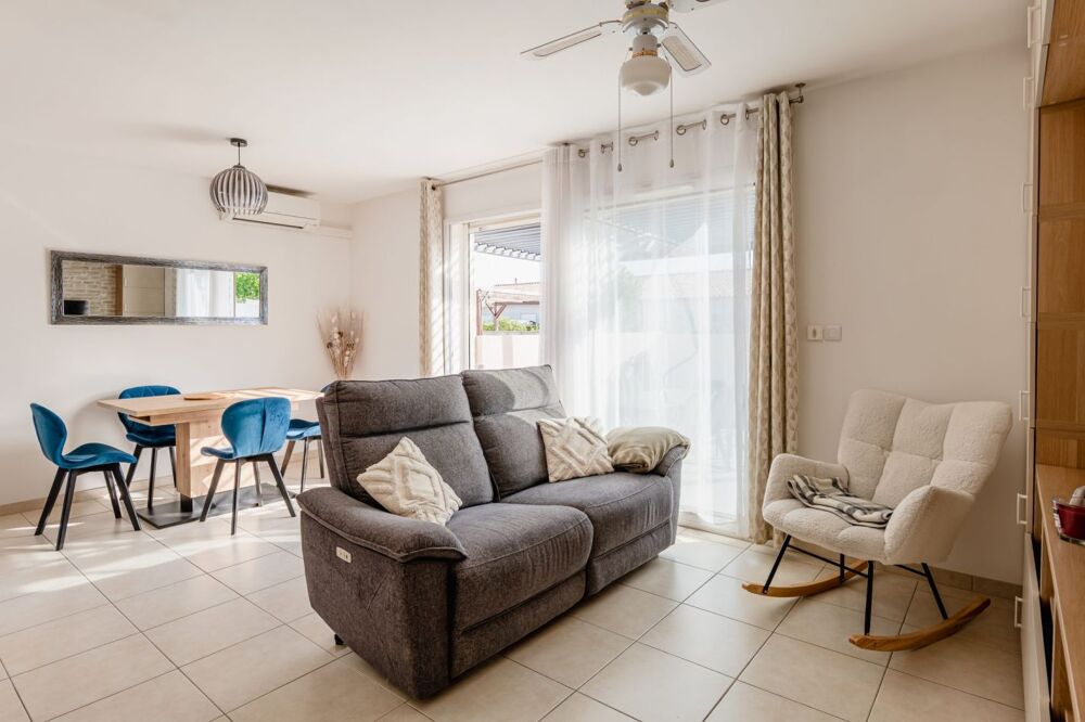 Villa de plain-pied avec terrasse