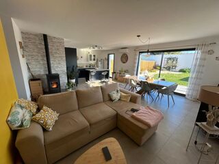  Maison à louer 4 pièces 102 m²
