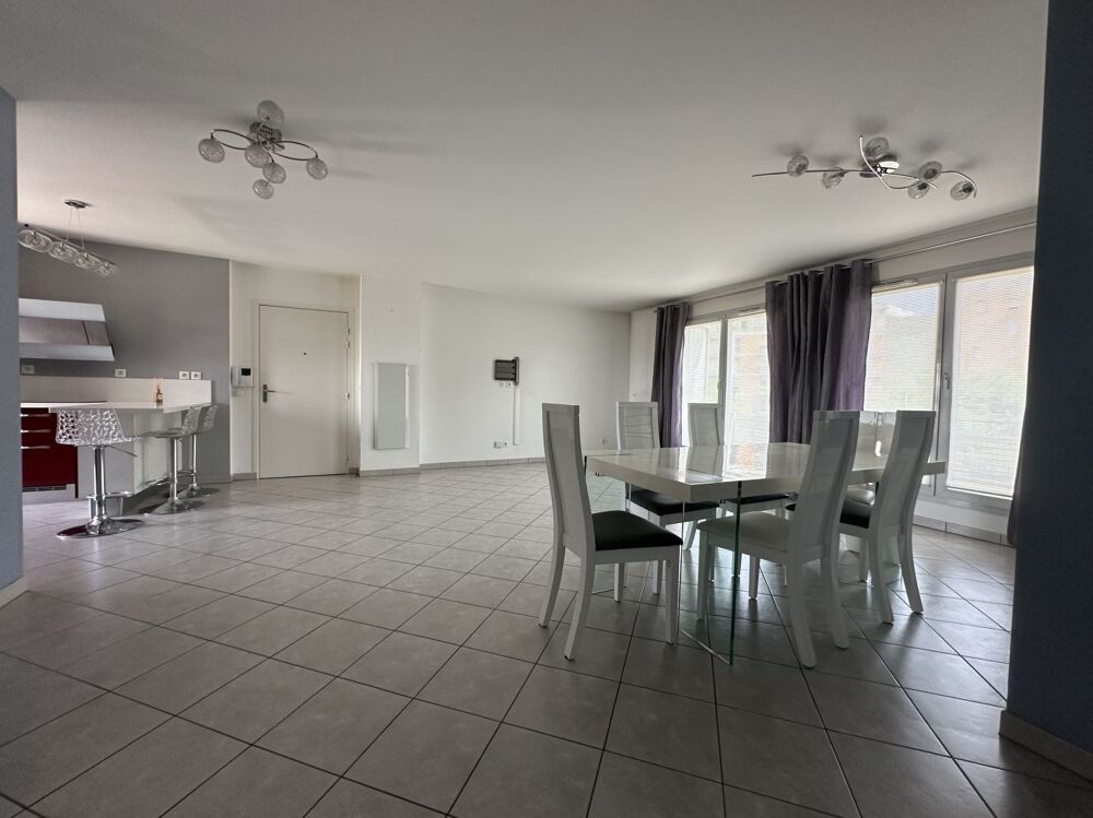 Vente Appartement 5 Pièces Attique proche commodités Seynod