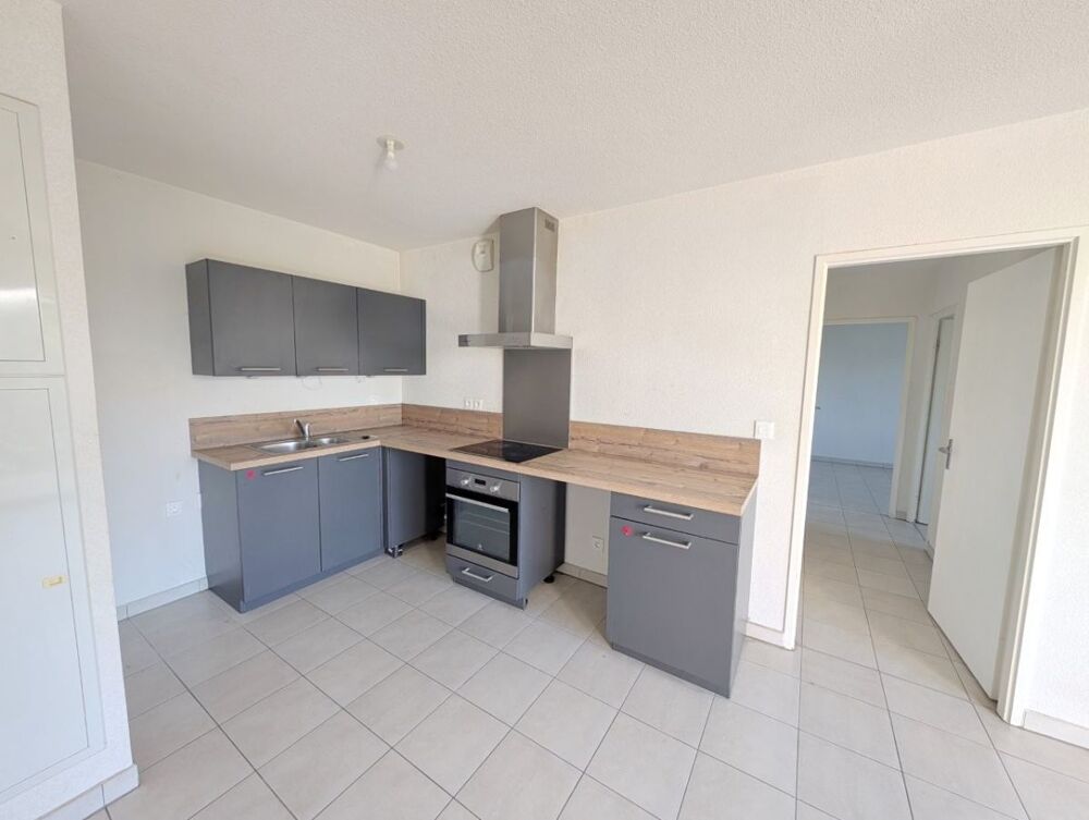 3 Pièces Appartement T3 récent avec terrasse
