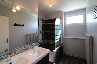  Maison � vendre 6 pi�ces 140 m�