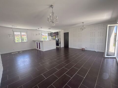   Maison Maison - 5 pièce(s) - 137 m²