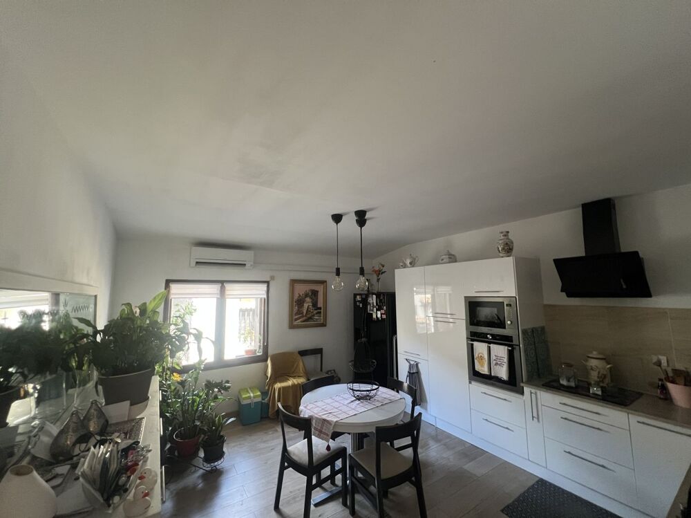 Maison DE VILLAGE AVEC GARAGE