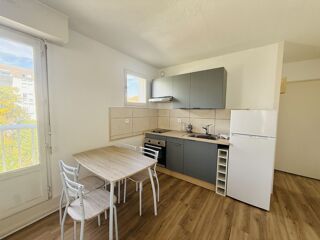  Appartement à louer 1 pièce 32 m²