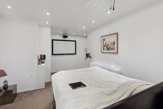  Appartement � vendre 5 pi�ces 136 m�