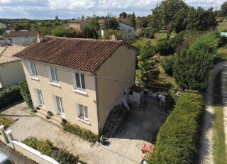 Maison 4 pièces 96 m² · à Charroux · 96 m² · 99 950 €