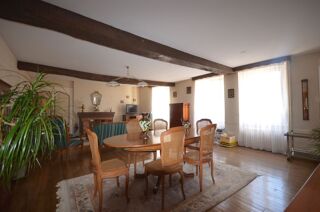  Maison à vendre 14 pièces 278 m²