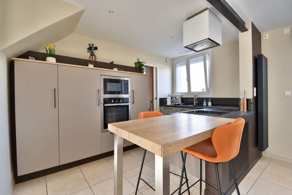 Vente Maison Maison Ref: Glycine Villedieu la blouere