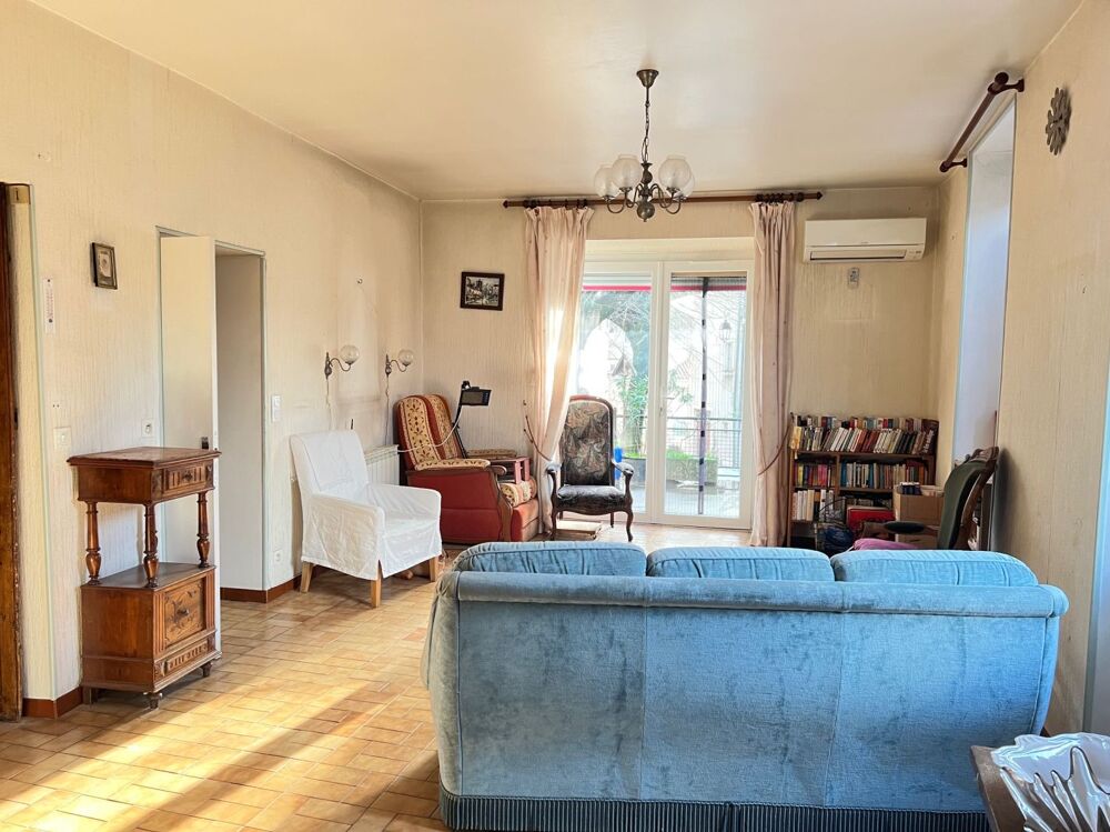 Vente Maison Maison de ville avec terrasse, 2 garages, 2 appt. Saint pons de thomieres