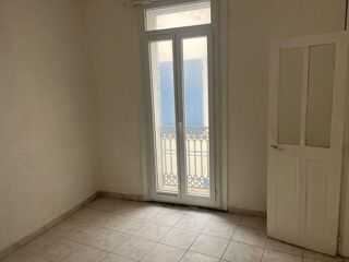  Immeuble  vendre 5 pices 130 m