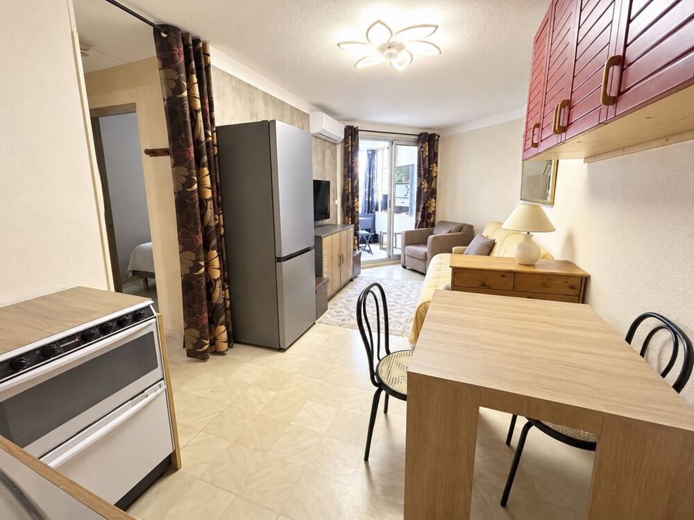Location Appartement 2 Pièces avec loggia et parking Le grau du roi