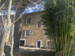  Appartement à louer 4 pièces 80 m²