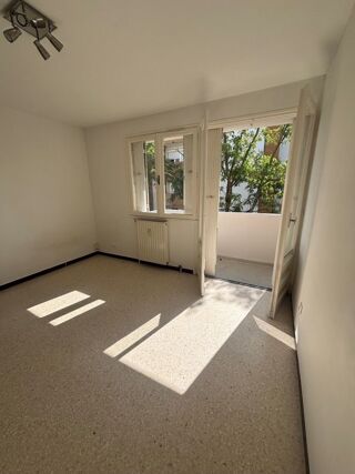  Appartement à louer 1 pièce 18 m²