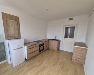  Appartement à louer 4 pièces 105 m²