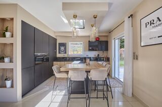  Maison � vendre 6 pi�ces 220 m�