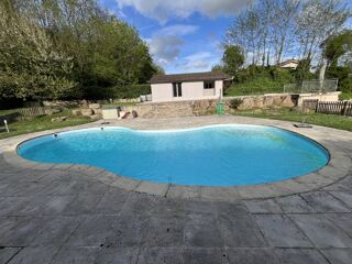  Maison  vendre 9 pices 225 m