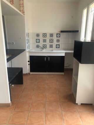  Appartement à louer 3 pièces 57 m²