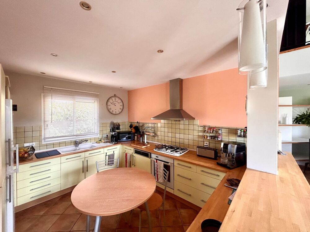 � vendre  Maison M�ze (34140)
