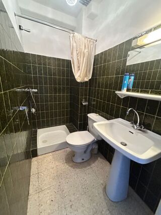  Immeuble à vendre 1 pièce 144 m²