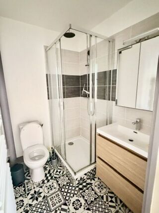  Appartement à louer 1 pièce 30 m²