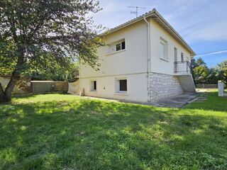 Maison 5 pièces 119 m² · à Aiguillon · 119 m² · 108 000 €