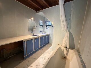  Maison à vendre 1 pièce 145 m²