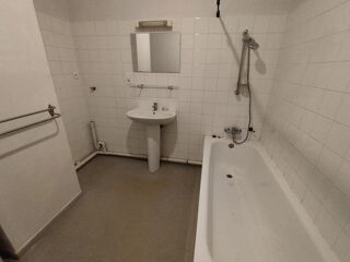  Appartement à louer 3 pièces 68 m²