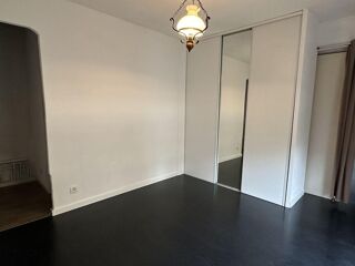  Appartement à louer 2 pièces 33 m²