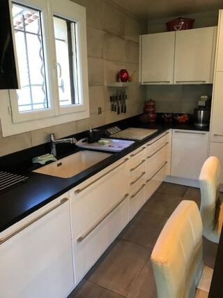  Maison à vendre 10 pièces 220 m²