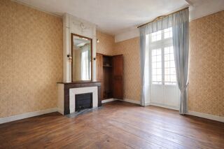  Appartement à vendre 4 pièces 143 m²