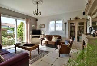  Maison à vendre 10 pièces 195 m²