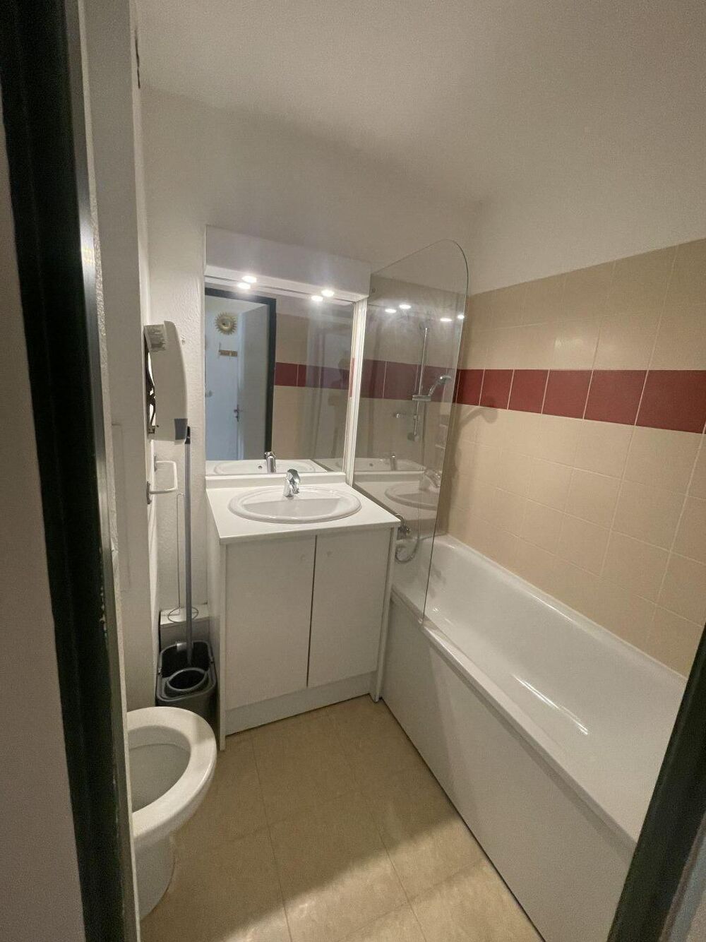 Location Appartement Studio Marseille 10