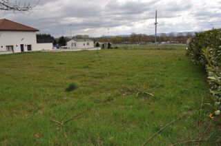  Terrain à vendre 1 pièce 1087 m²